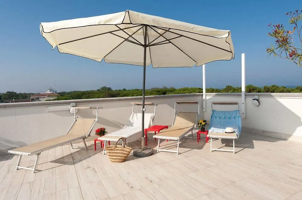 Regina Hotel E Ristorante Punta Marina