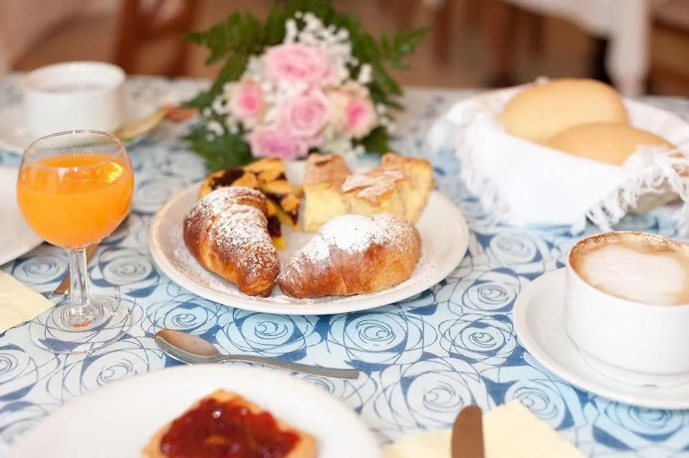 Regina Hotel E Ristorante プンタ・マリーナ