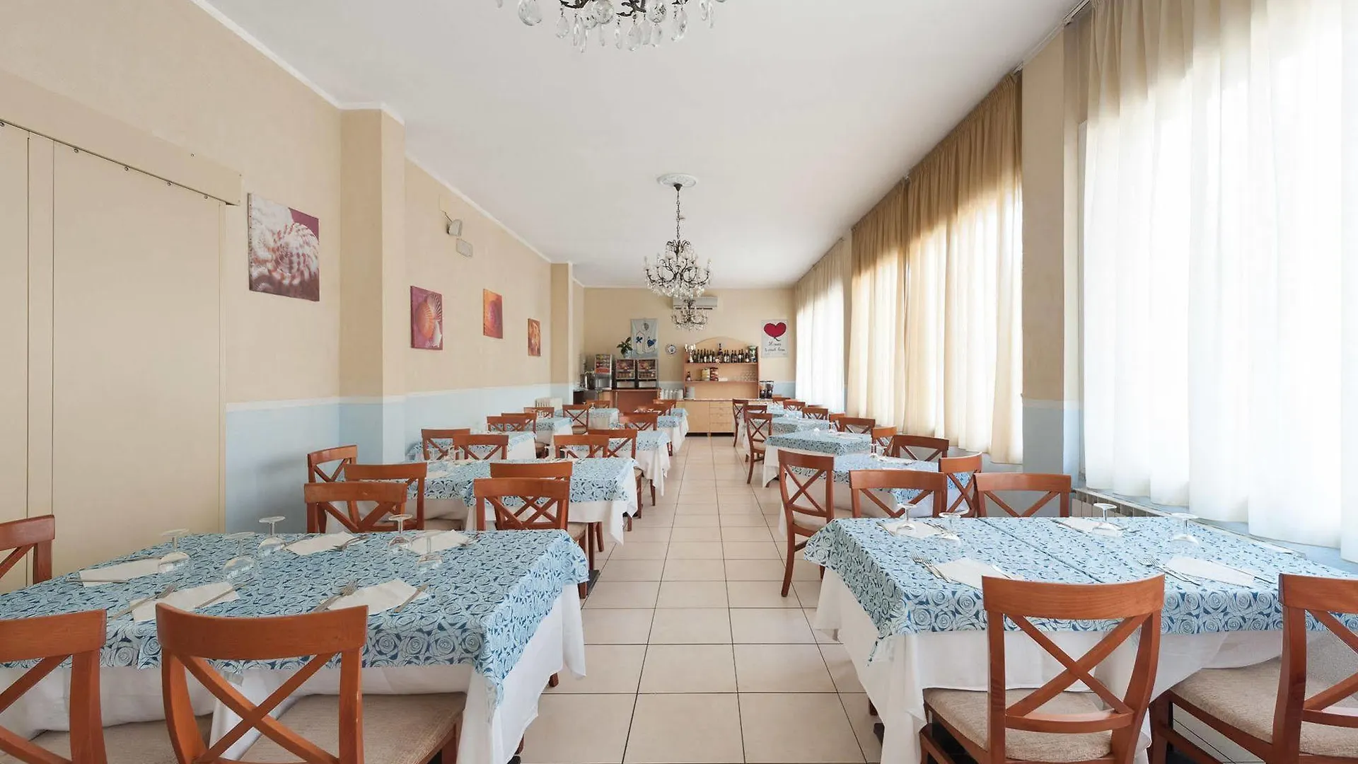 Regina Hotel E Ristorante Punta Marina