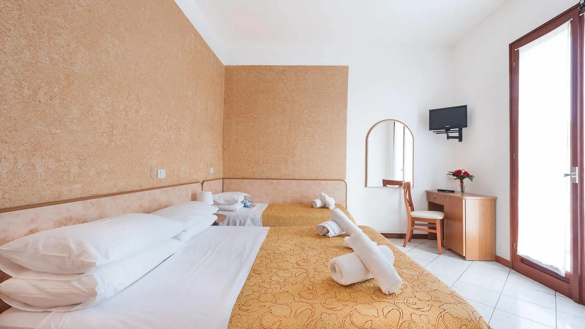 Regina Hotel E Ristorante Punta Marina Włochy
