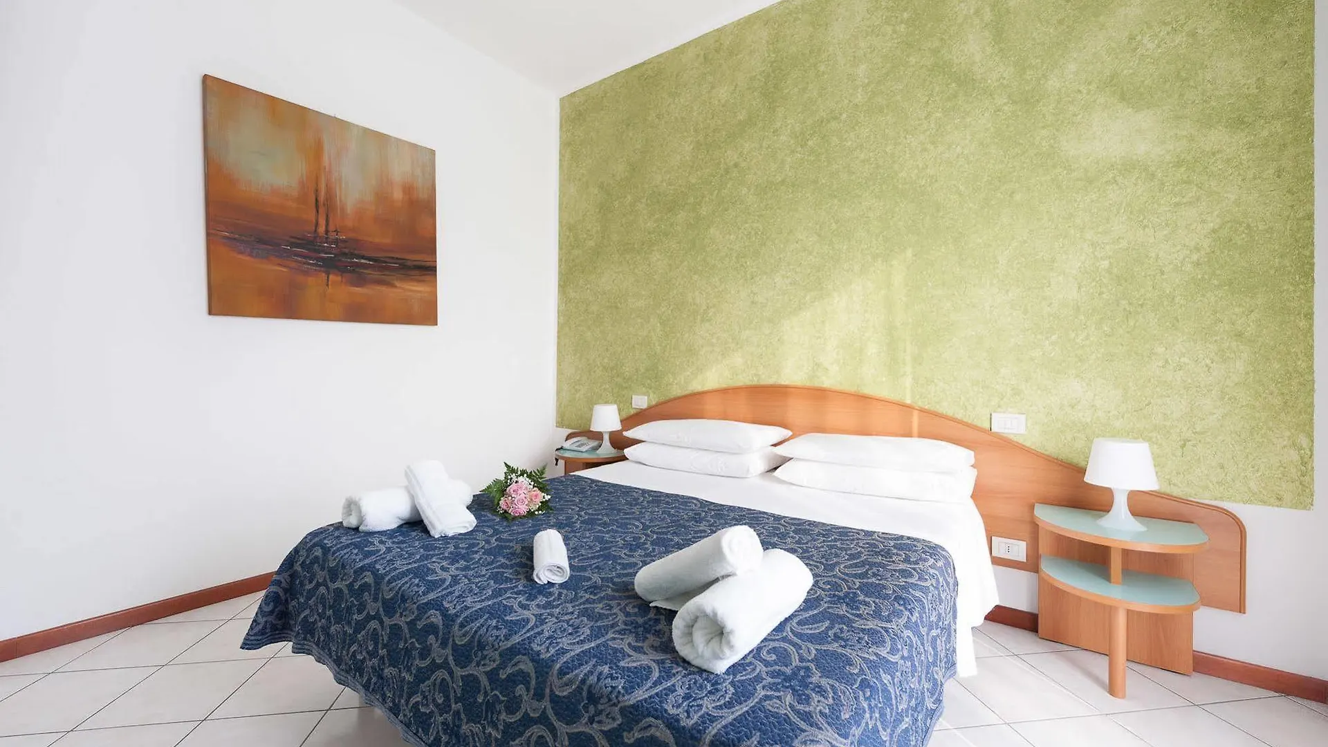 Regina Hotel E Ristorante Punta Marina